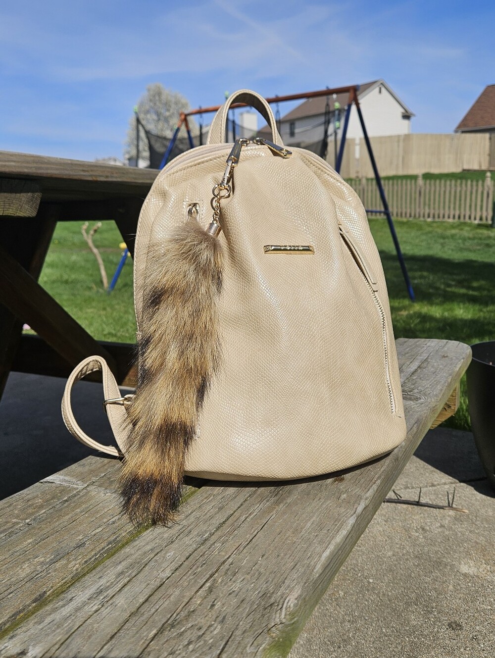 Real Raccoon Tail Bag Charm - Picture 4 of 7